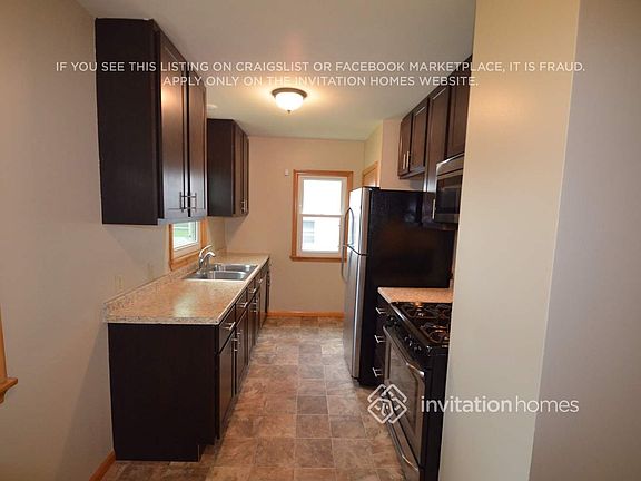 4th image of 1516 Huron St