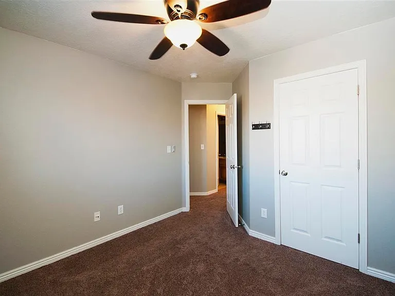 3155 S Hidden Valley Dr #290 — Photo 14