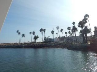 719 W Balboa Blvd APT 4, Newport Beach, CA 92661