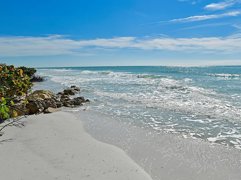 7085 Gulf Of Mexico Dr #21 — Photo 32