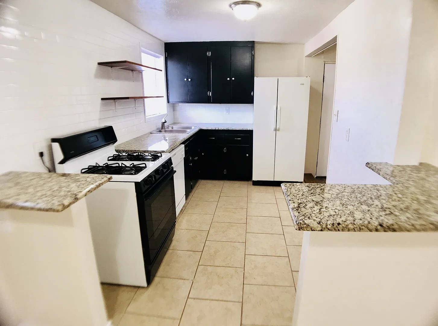 Cute 2BD 1BA Home in Del City!! — Photo 2