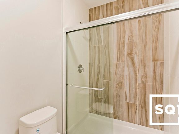 2nd image of 2737 N Ashland Ave #2S