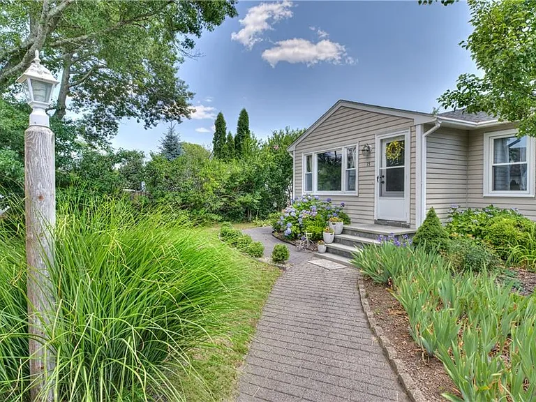 15 Whipple Ave — Photo 4