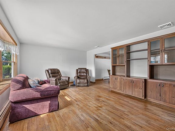 4th image of 72 St Andrews Road