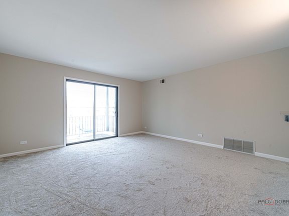 4th image of 8 Oak Creek Dr APT 2802
