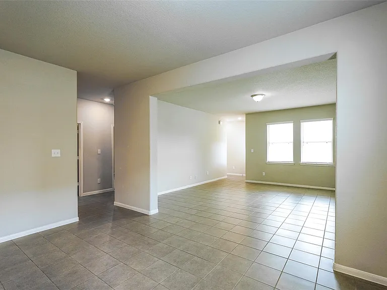 8414 Quiet Bay Dr — Photo 7