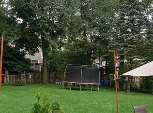 462 Charnwood Rd, New Providence, NJ 07974