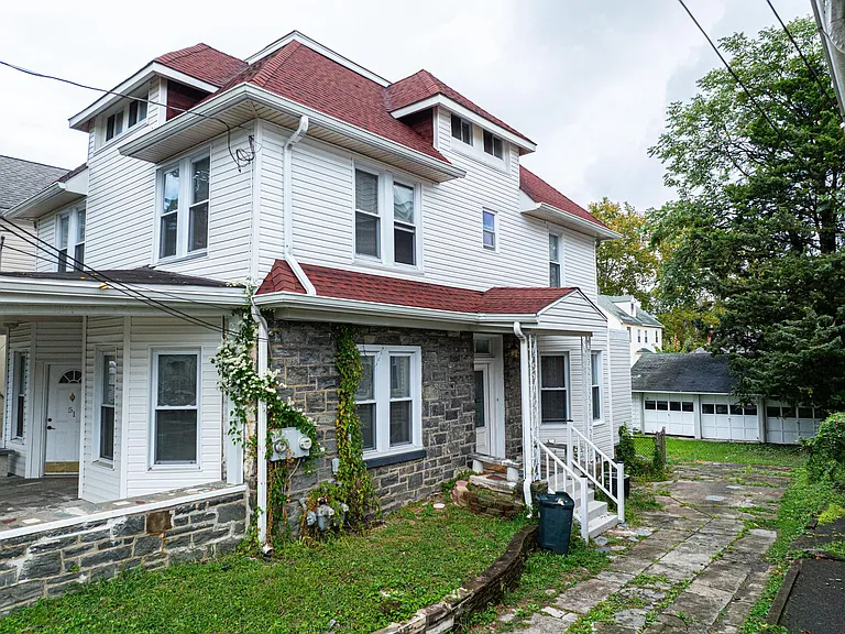 51 Lewis Ave #B — Photo 10