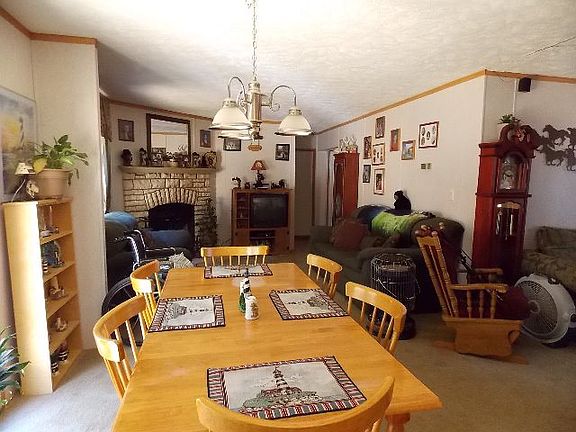 2nd image of 145 Tall Pines Ln
