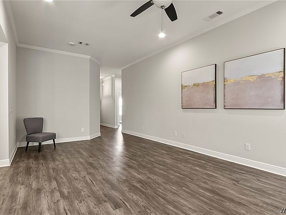 5th image of 5345 University Gardens Dr