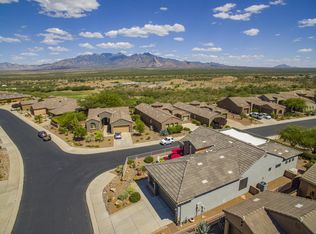 1901 W Acacia Bluffs Dr, Green Valley, AZ 85622