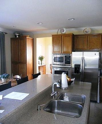 5th image of 616 Landmark Pl