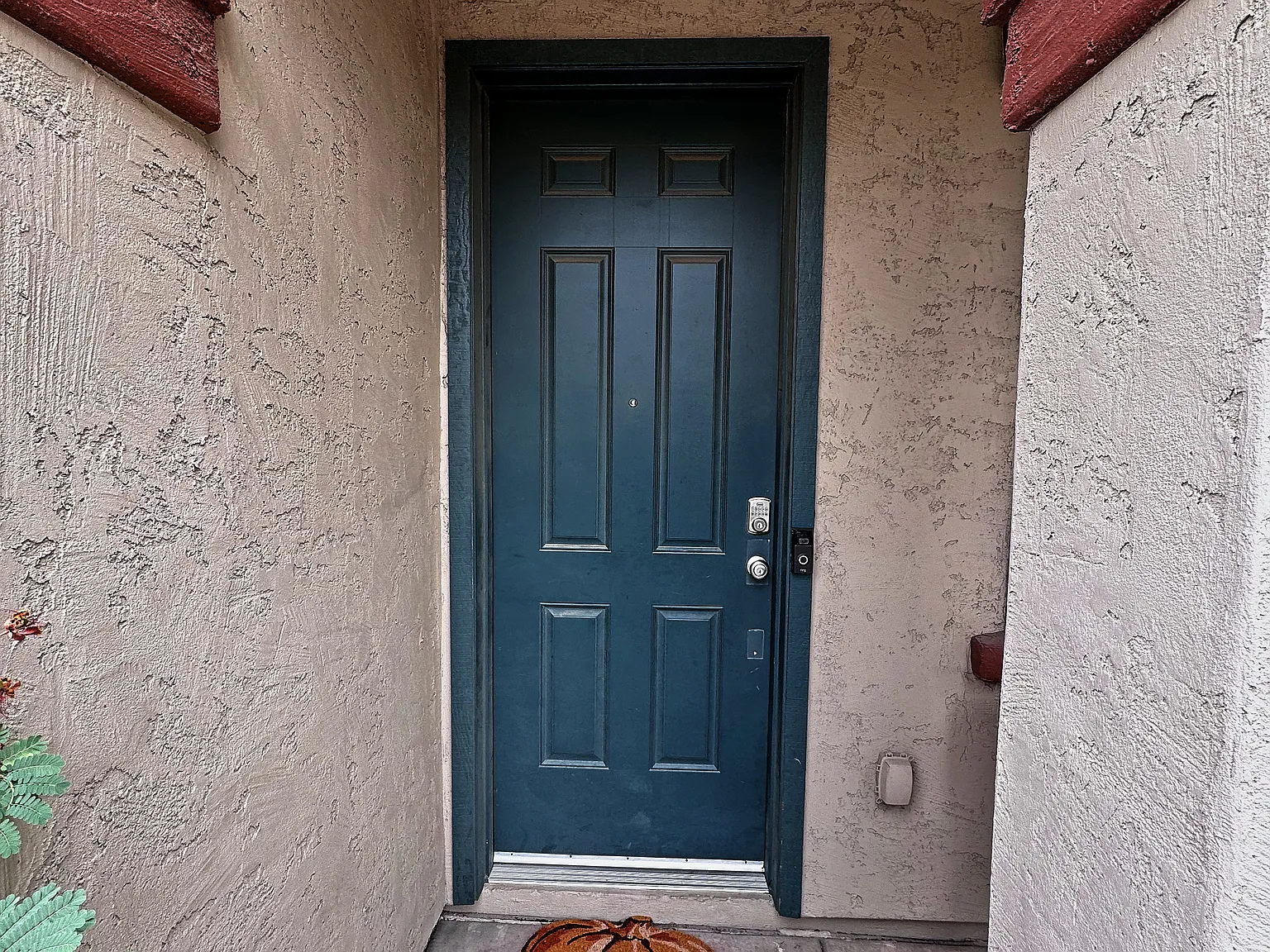 3 bed, 2.5 bath, 1632 sqft, $3,000 — Photo 3