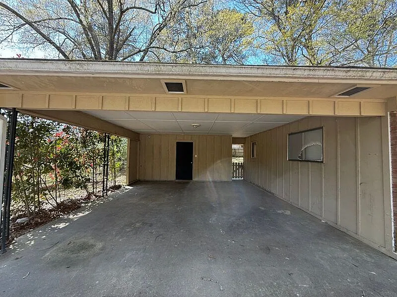 3 bed, 2.0 bath, $1,500 — Photo 4