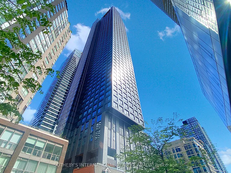8 Wellesley St W #707 — Photo 4