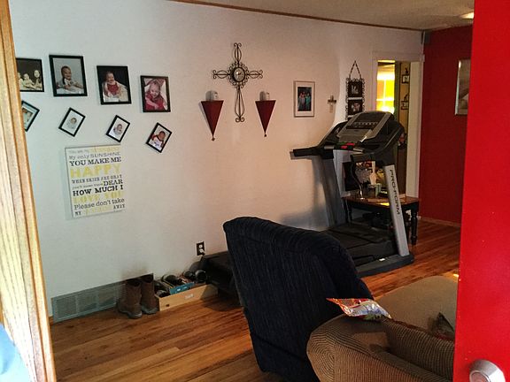 4th image of 7318 S 70th St