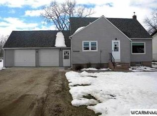 3253 Robinson St, Marshall, MN 56258