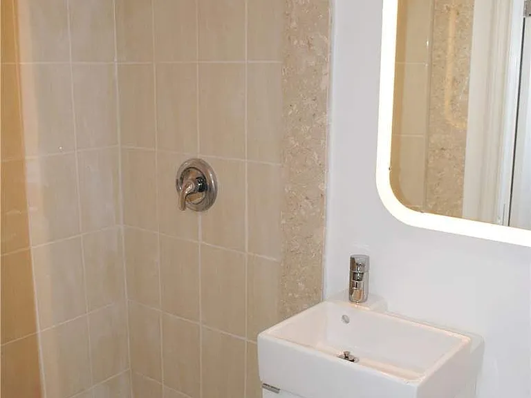 42 Saint Dunstan Dr #BASEMENT — Photo 6