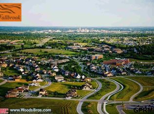 6504 Windflower Rd, Lincoln, NE 68521