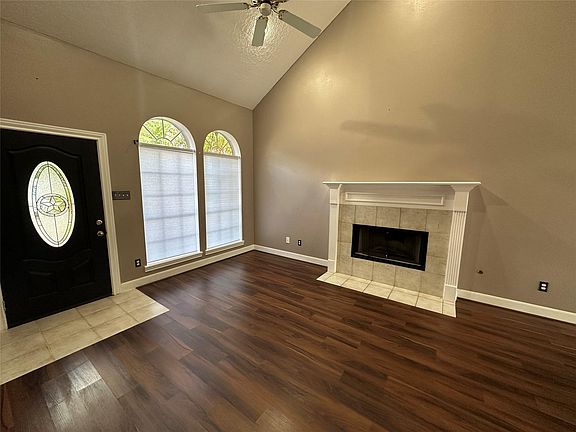 3rd image of 443 N Rivershire Dr