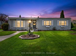 19 Hearts Content Ctr, Innisfil, ON L9S 1S2