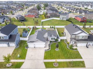 713 23rd Ave W, West Fargo, ND 58078