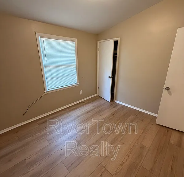4825 Bridgedale Ave — Photo 12