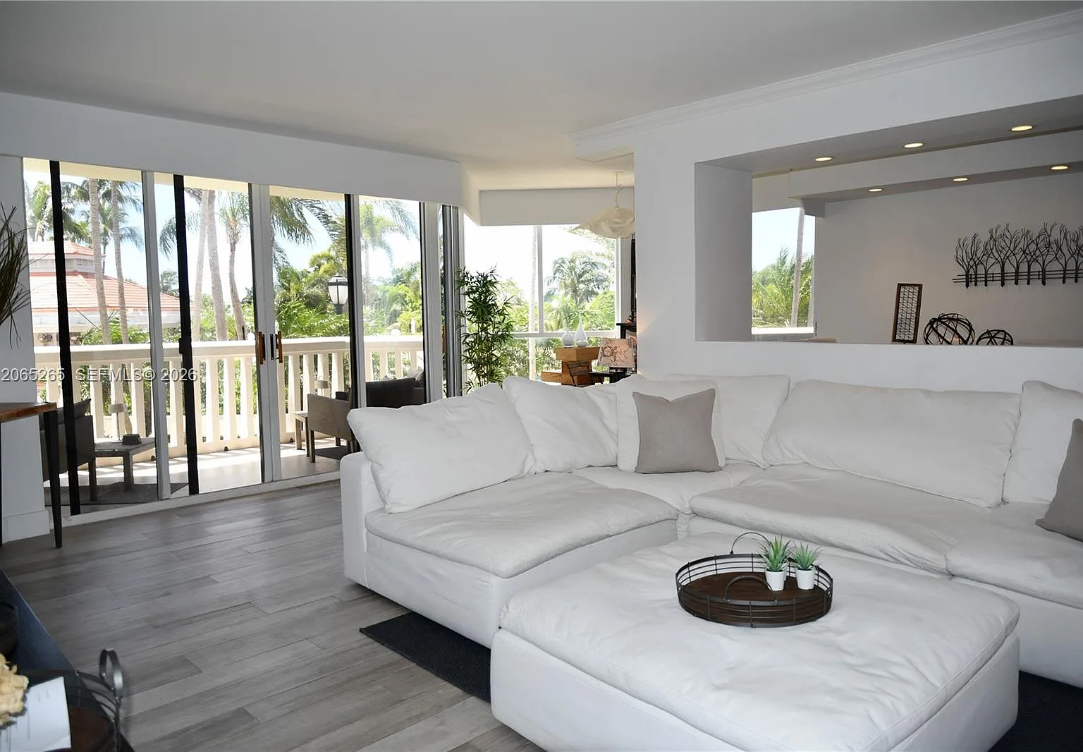 1000 Isl Blvd Williams Is — Photo 1