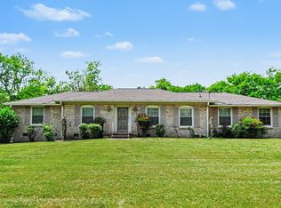 106 Oak Pl, Hendersonville, TN 37075