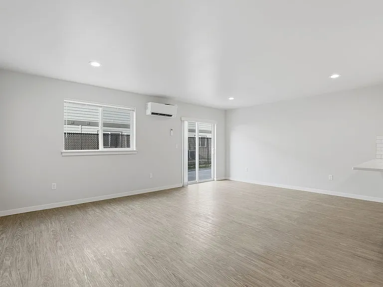 Apple Valley Town Homes — Photo 34