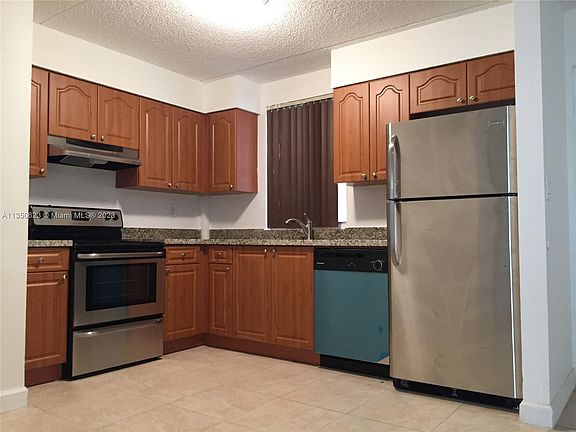 5th image of 6175 NW 186th St APT 111