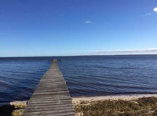 73 Arizona St, Lanark Village, FL 32323