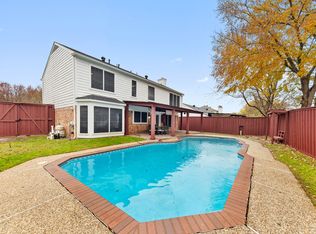 509 Newberry St, Grand Prairie, TX 75052
