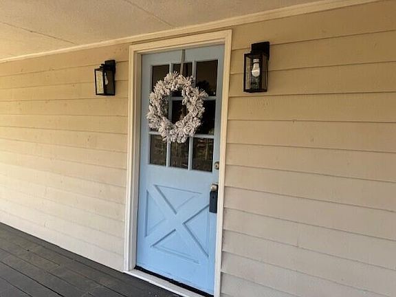 3rd image of 1200 Percheron Dr NW