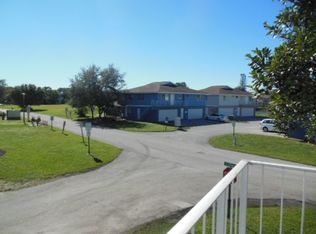 204 E Tiffany Dr APT 4, Mangonia Park, FL 33407