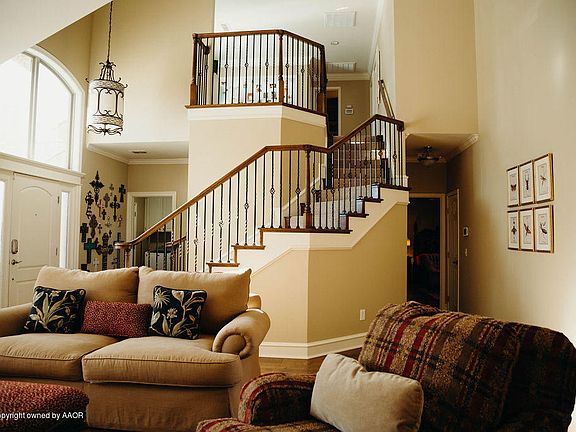 5th image of 12 Saint Andrews Dr