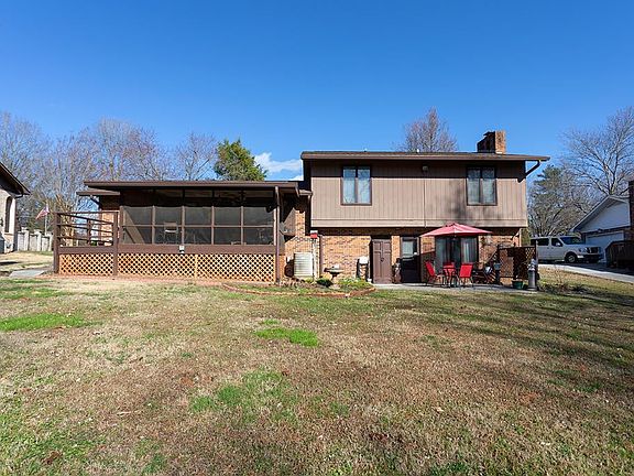 5th image of 2342 Interlackin Cir NW