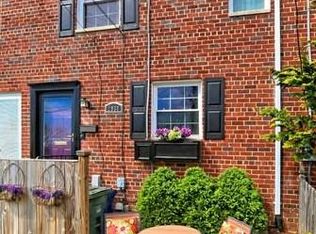 2930 Sycamore St, Alexandria, VA 22305