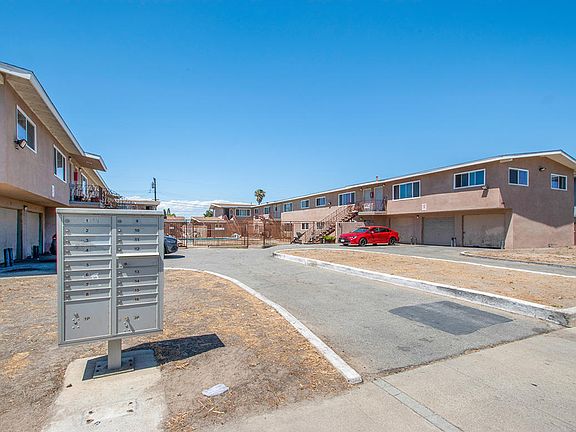4th image of 9571 Maureen Drive