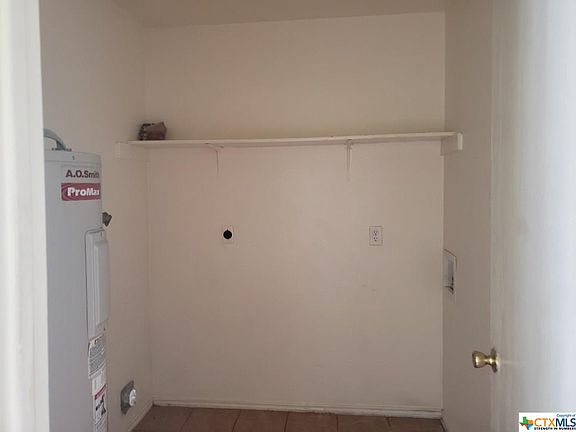 5th image of 4404 Jeff Scott Dr #B