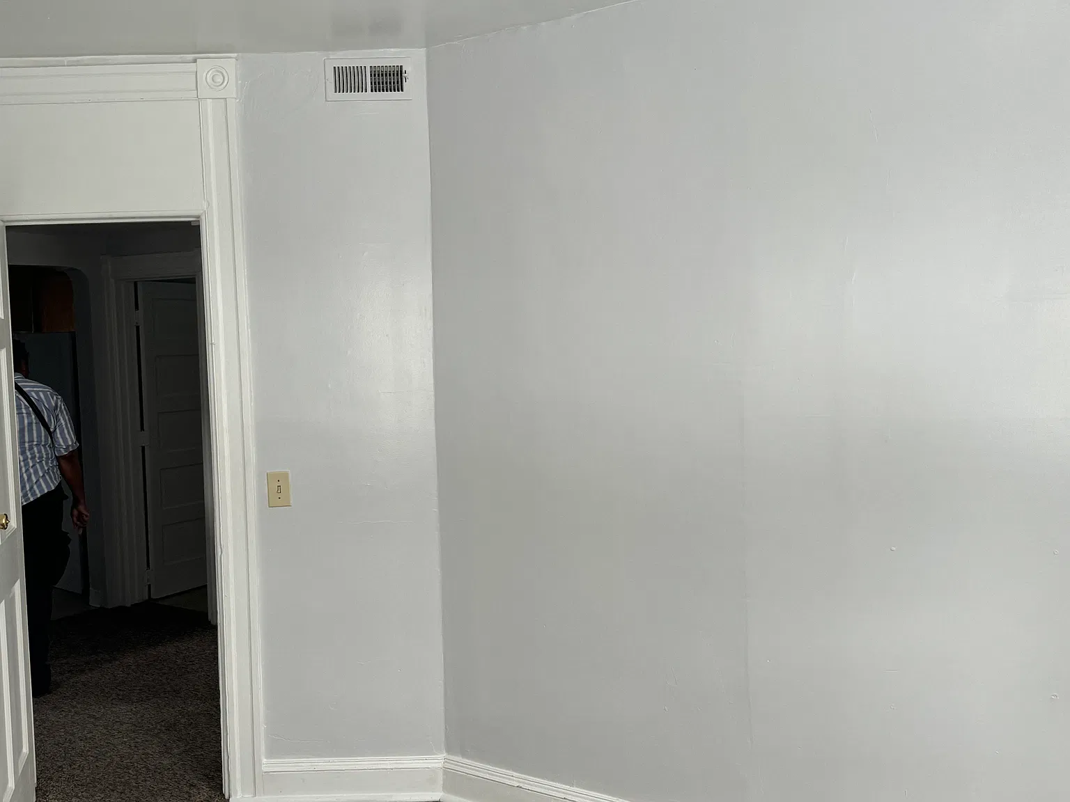 2 bed, 700 sqft, $1,200 — Photo 1
