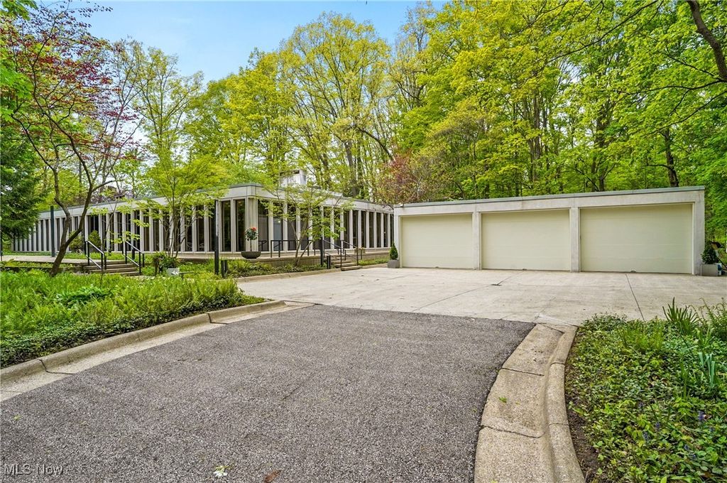 Real estate listing image