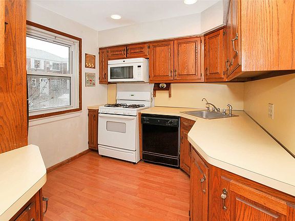 2nd image of 7314 260th St
