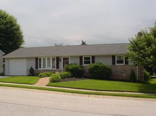 28 Rachael Rd, Dover, PA 17315