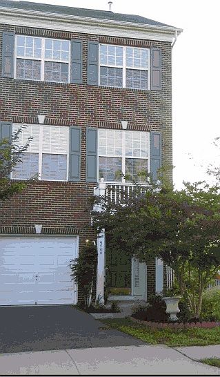 FRONT OF TOWNHOUSE