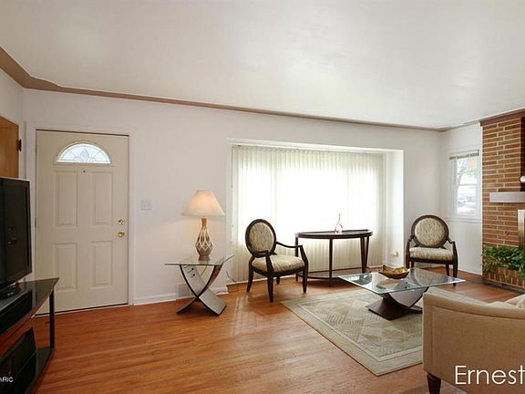4th image of 3027 Union Ave SE