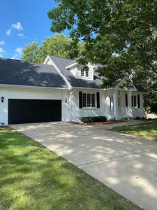 2901 Country Side Dr, West Des Moines, IA, 50265