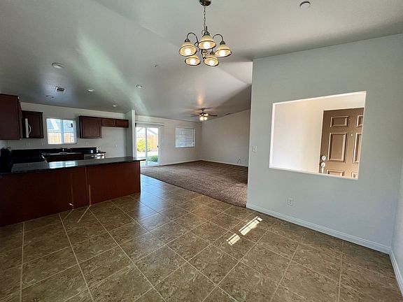 3rd image of 6909 N Meadowlark Ave