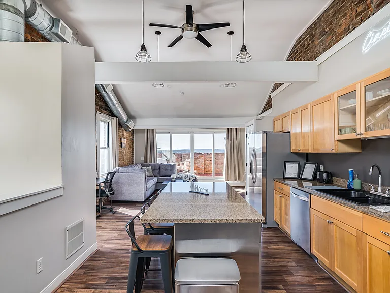 55 E Clifton Ave #2 — Photo 9