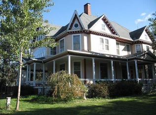 426 W 1st St, Geneseo, IL 61254